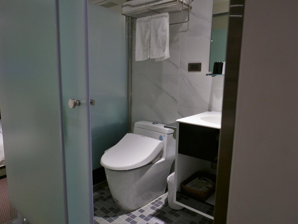 泊居旅店 Oursinn Hotel Tajpej Buitenkant foto