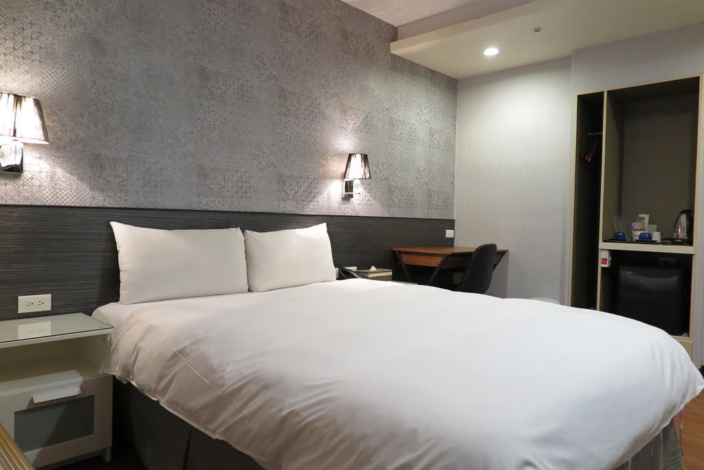 泊居旅店 Oursinn Hotel Tajpej Buitenkant foto