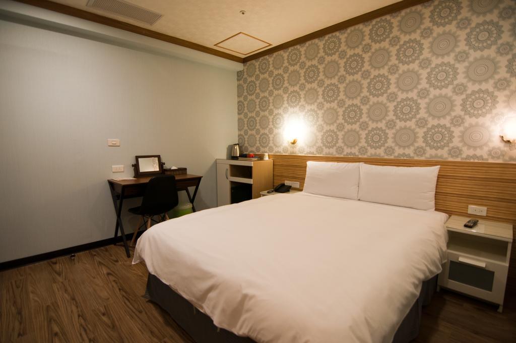 泊居旅店 Oursinn Hotel Tajpej Buitenkant foto