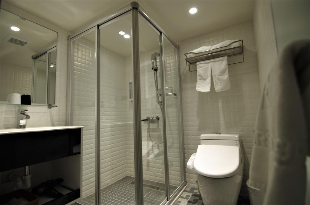泊居旅店 Oursinn Hotel Tajpej Buitenkant foto