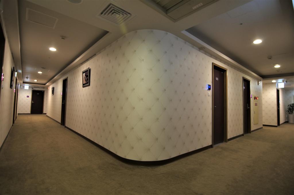 泊居旅店 Oursinn Hotel Tajpej Buitenkant foto