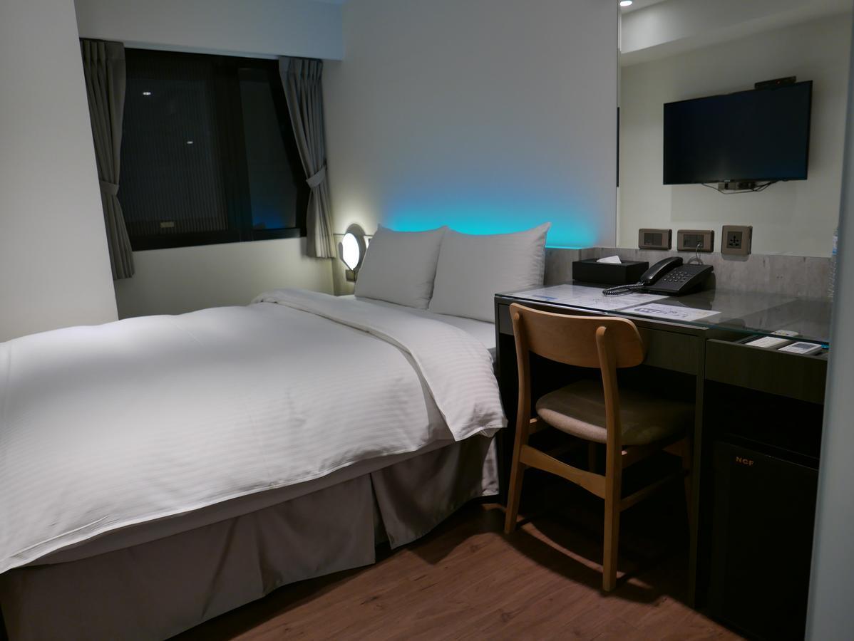泊居旅店 Oursinn Hotel Tajpej Buitenkant foto