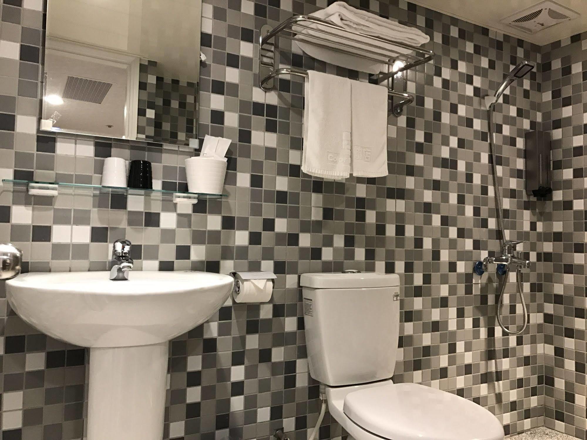 泊居旅店 Oursinn Hotel Tajpej Buitenkant foto