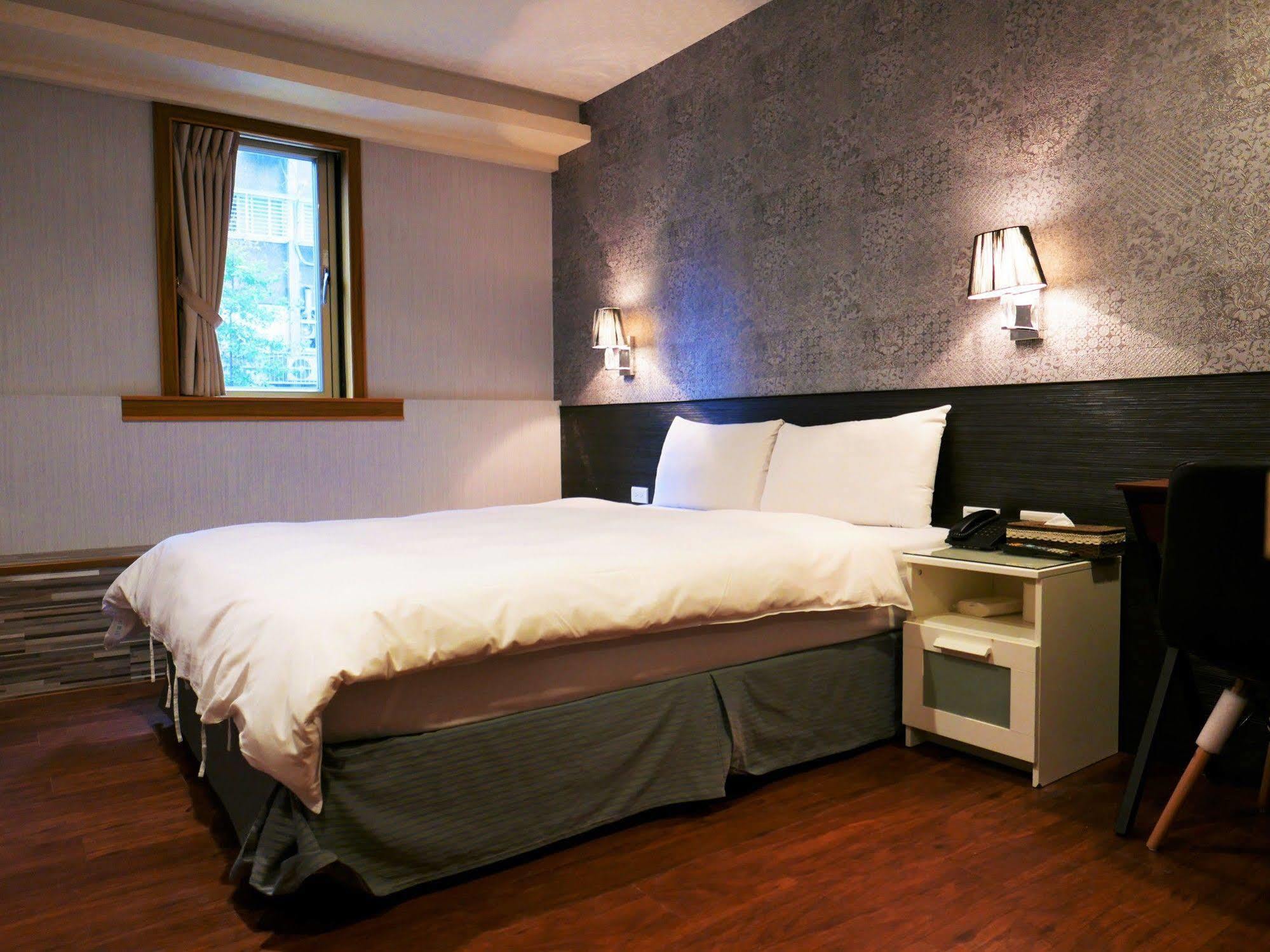 泊居旅店 Oursinn Hotel Tajpej Buitenkant foto