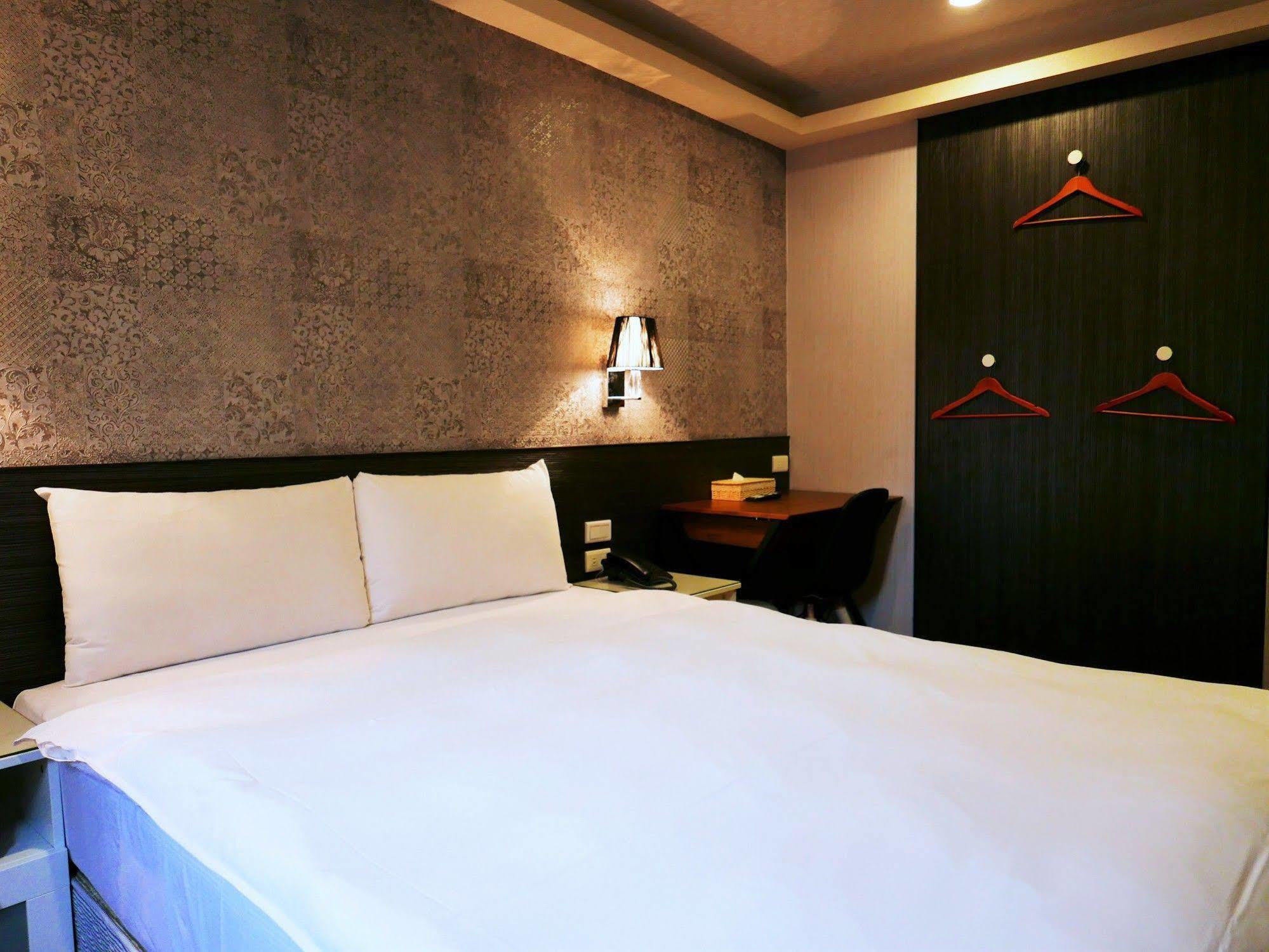 泊居旅店 Oursinn Hotel Tajpej Buitenkant foto